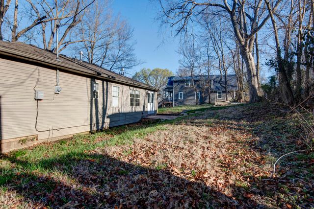 706 S 6th Street, Ozark, MO 65721