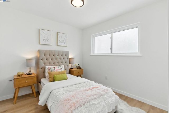 100 St, Daly City, CA 94014