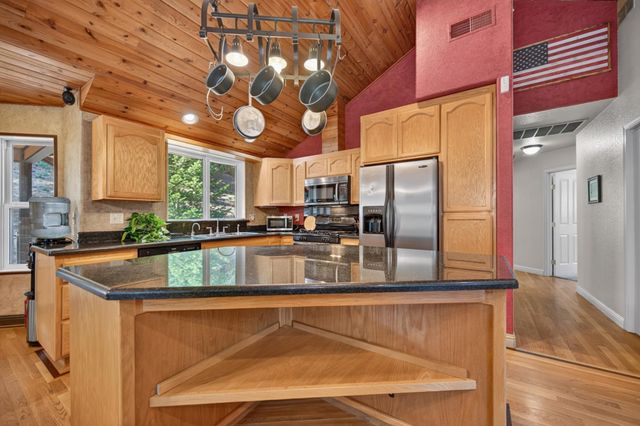 2960 Greenwood Rd, Greenwood, CA 95635