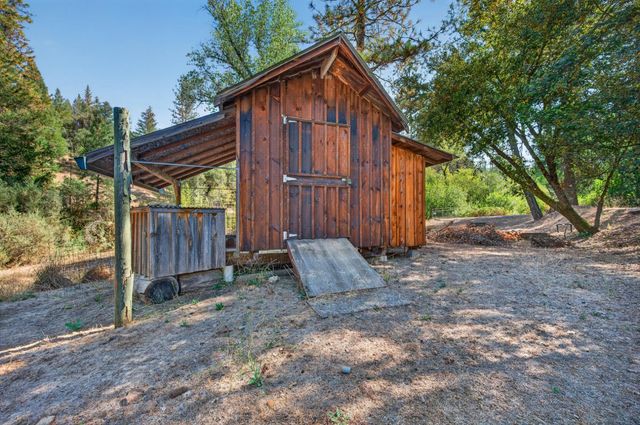 2960 Greenwood Rd, Greenwood, CA 95635