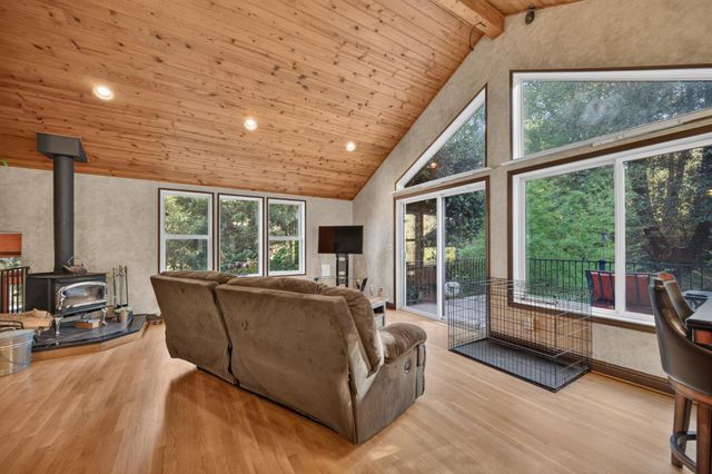 2960 Greenwood Rd, Greenwood, CA 95635