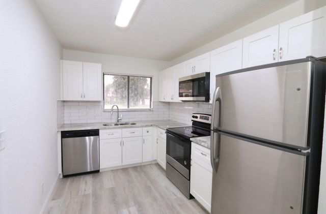 2009 SE Mary Terrace, Port St. Lucie, Port St Lucie, FL 34952