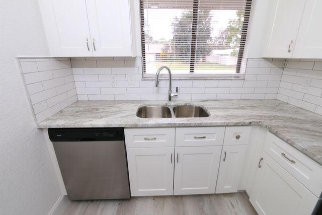 2009 SE Mary Terrace, Port St. Lucie, Port St Lucie, FL 34952