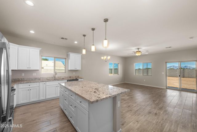 10582 W BUENA VISTA Drive, Arizona City, AZ 85123