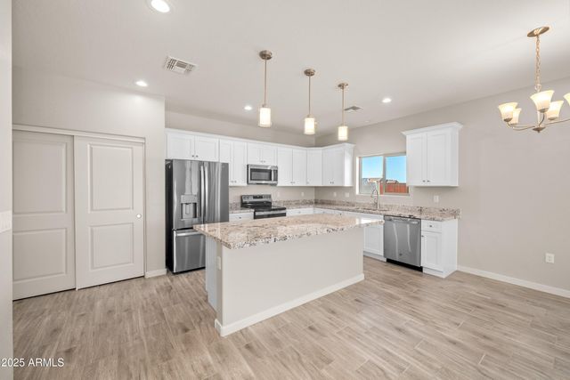 10582 W BUENA VISTA Drive, Arizona City, AZ 85123