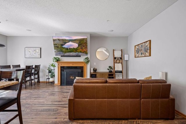 8467 Emery Parkway N 903, Champlin, MN 55316