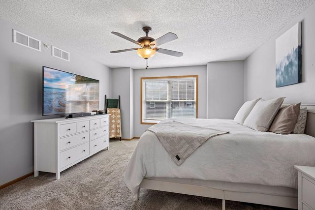 8467 Emery Parkway N 903, Champlin, MN 55316