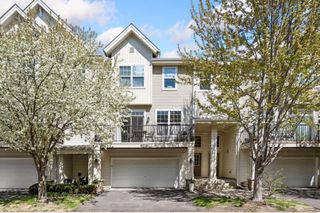 8467 Emery Parkway N 903, Champlin, MN 55316