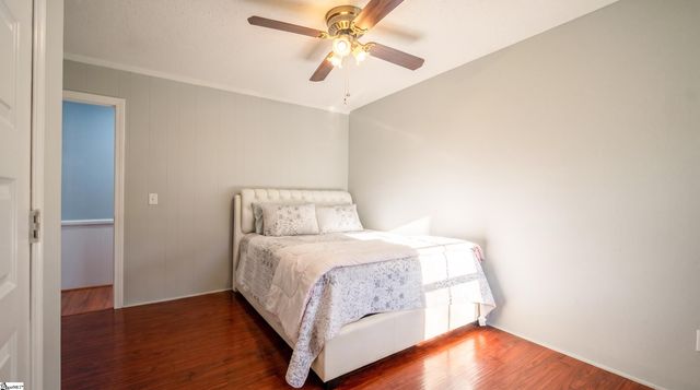 254 Fairhill Drive, Wellford, SC 29385
