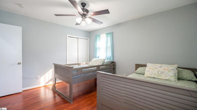 254 Fairhill Drive, Wellford, SC 29385