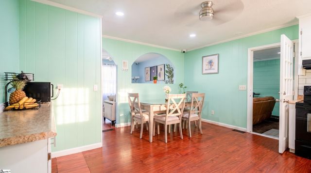 254 Fairhill Drive, Wellford, SC 29385
