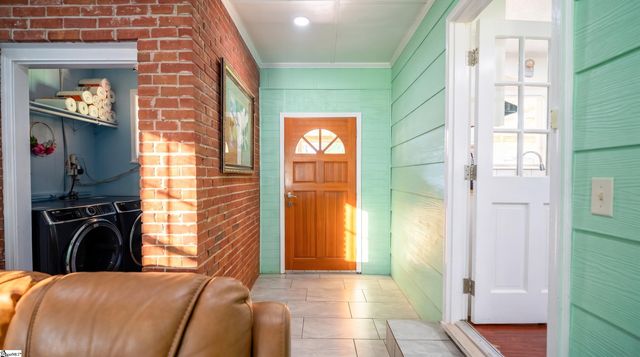 254 Fairhill Drive, Wellford, SC 29385
