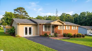 254 Fairhill Drive, Wellford, SC 29385