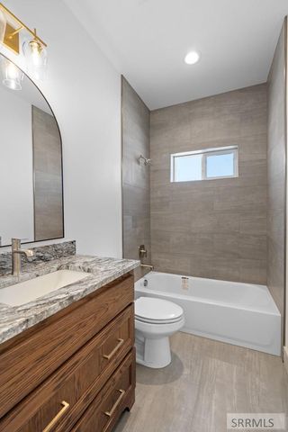 545 Badlands St, Shelley, ID 83274