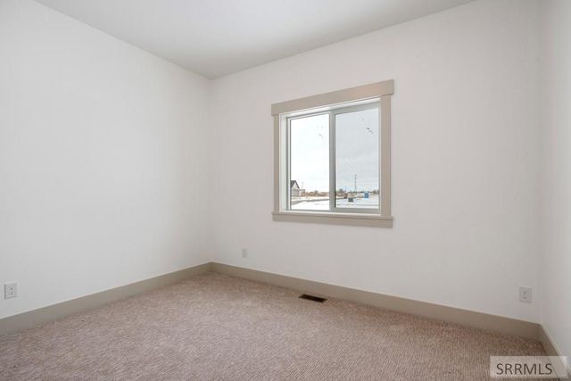 545 Badlands St, Shelley, ID 83274