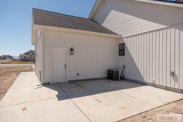 545 Badlands St, Shelley, ID 83274