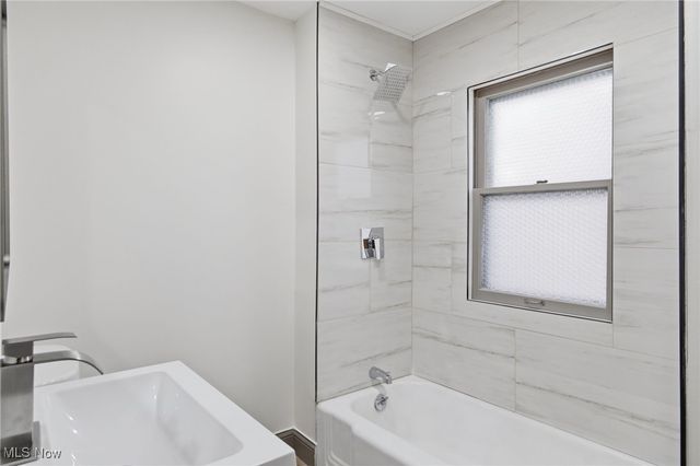 3396 W 119th Street, Cleveland, OH 44111