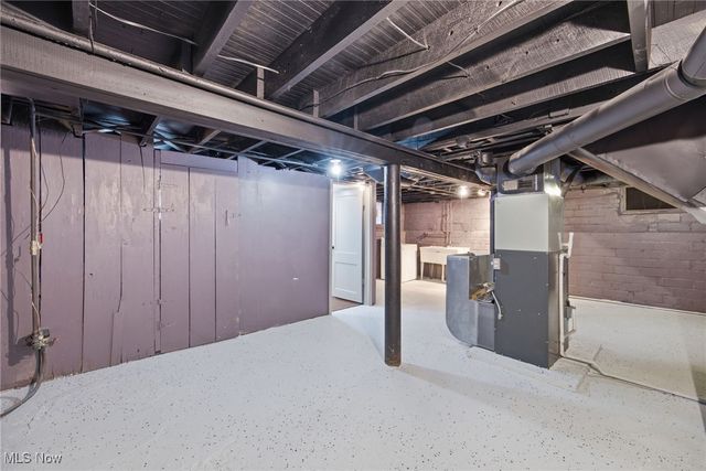 3396 W 119th Street, Cleveland, OH 44111