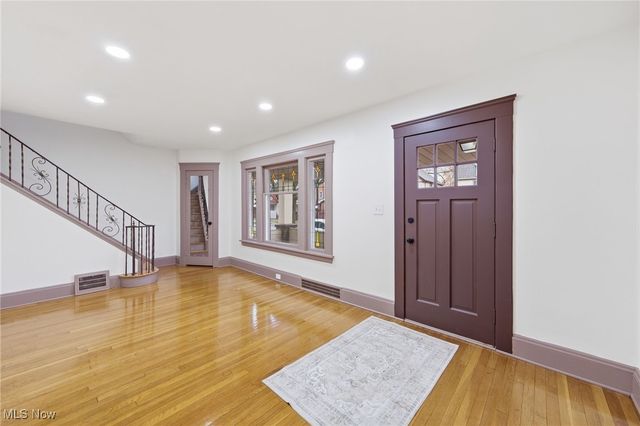 3396 W 119th Street, Cleveland, OH 44111