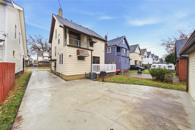 3396 W 119th Street, Cleveland, OH 44111