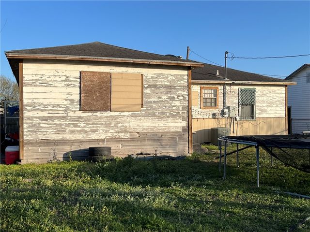 917 Ligustrum Dr, Corpus Christi, TX 78408