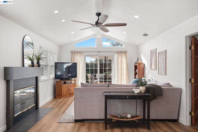 4012 Cid Way, Pleasanton, CA 94566