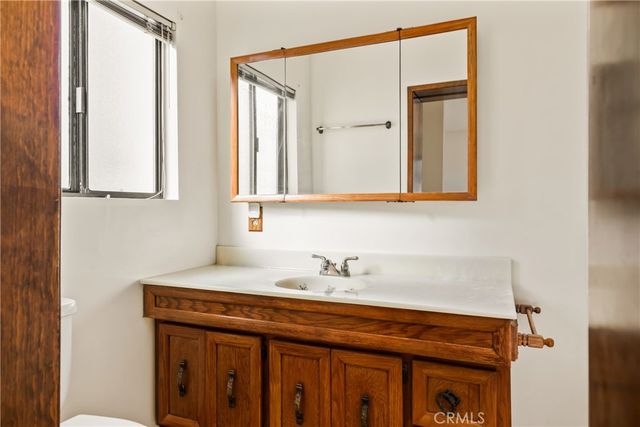 531 N Niagara, Burbank, CA 91505