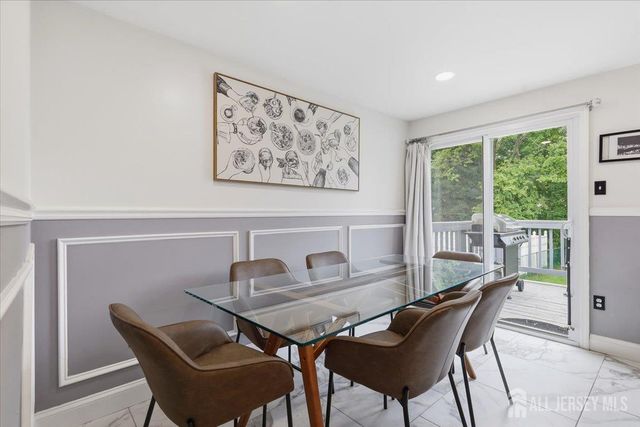 17 Weston Street, Metuchen, NJ 08840