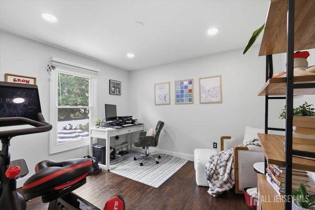 17 Weston Street, Metuchen, NJ 08840