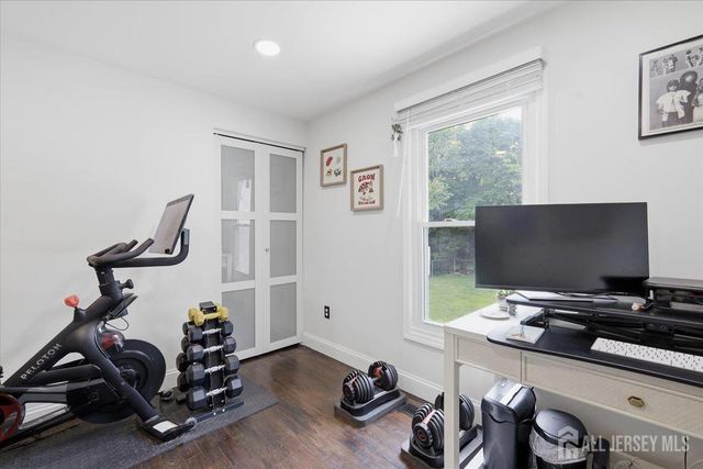 17 Weston Street, Metuchen, NJ 08840