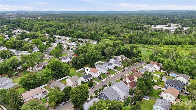 17 Weston Street, Metuchen, NJ 08840