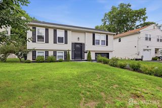 17 Weston Street, Metuchen, NJ 08840