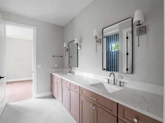 1000 N FOREST AVENUE, Orlando, FL 32803