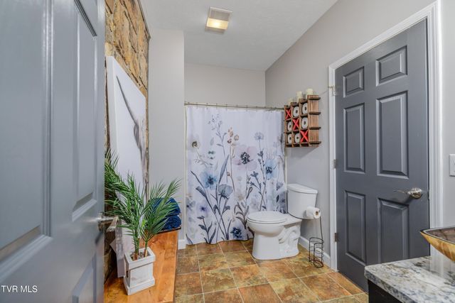 2011 Mars Hill Road, Talbott, TN 37877