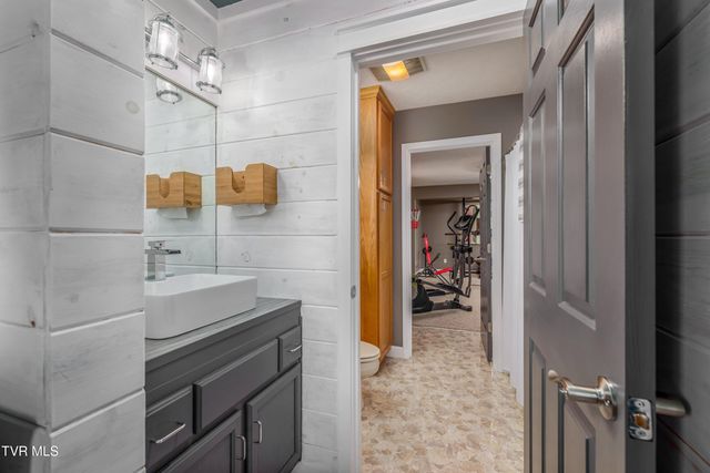 2011 Mars Hill Road, Talbott, TN 37877