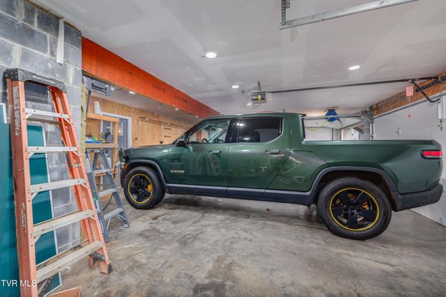 2011 Mars Hill Road, Talbott, TN 37877