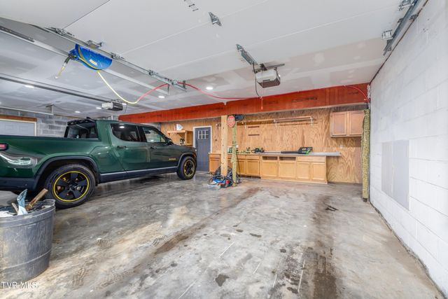 2011 Mars Hill Road, Talbott, TN 37877