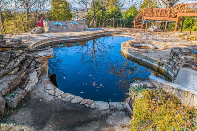 2011 Mars Hill Road, Talbott, TN 37877