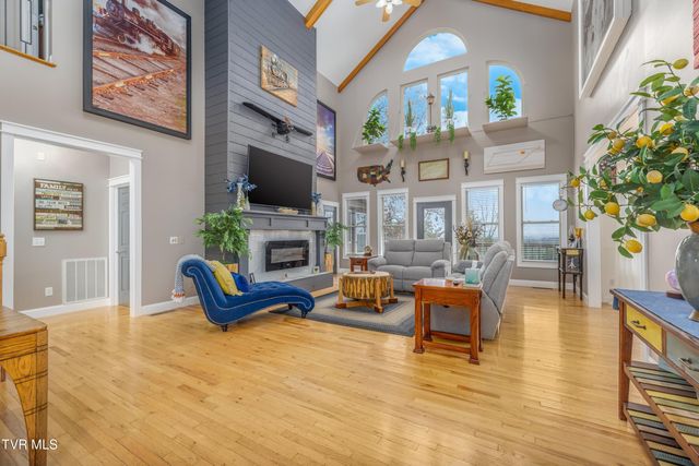 2011 Mars Hill Road, Talbott, TN 37877