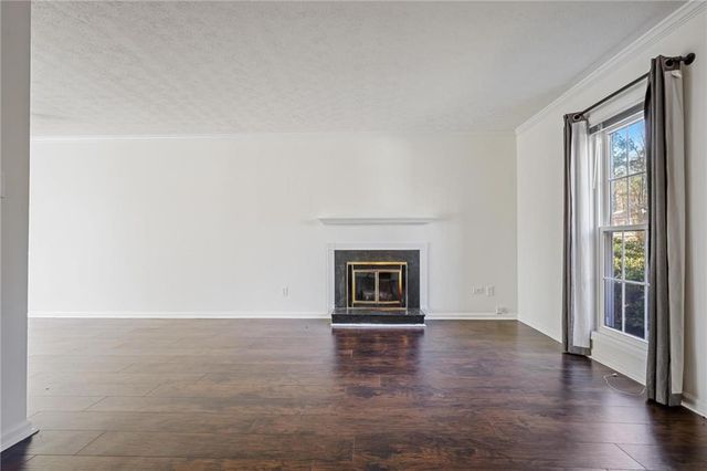 1077 New Haven SW Drive, Marietta, GA 30064