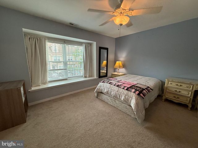703 CHESWOLD CT, Chesterbrook, PA 19087