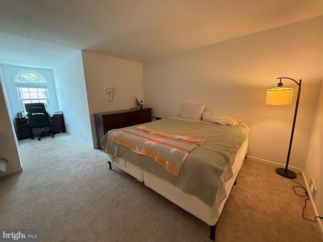 703 CHESWOLD CT, Chesterbrook, PA 19087