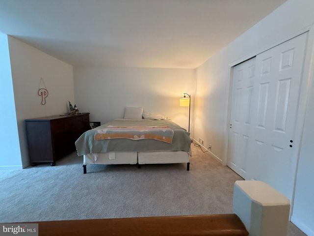 703 CHESWOLD CT, Chesterbrook, PA 19087