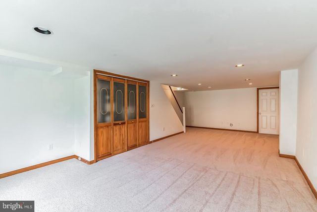 703 CHESWOLD CT, Chesterbrook, PA 19087