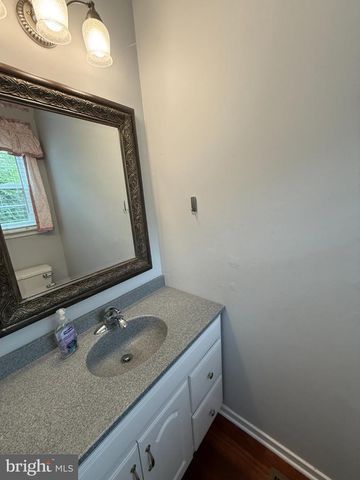 703 CHESWOLD CT, Chesterbrook, PA 19087