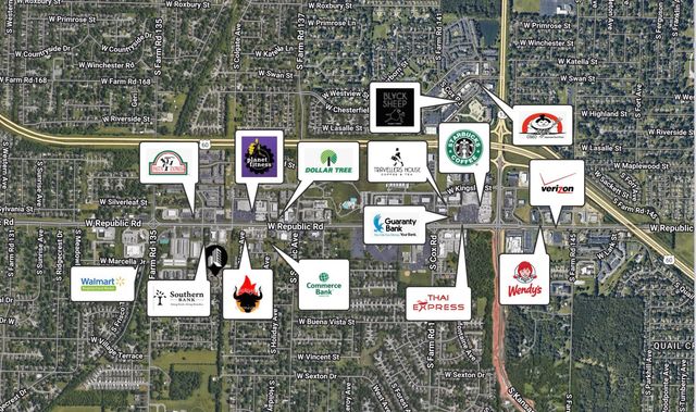 4270 S Hillcrest Avenue, Springfield, MO 65810