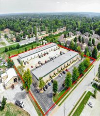 4270 S Hillcrest Avenue, Springfield, MO 65810