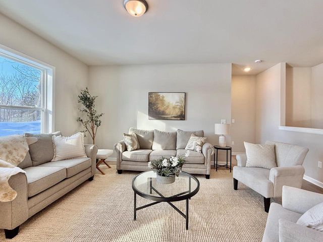 963 Journey Hills Road, Milton, WI 53563