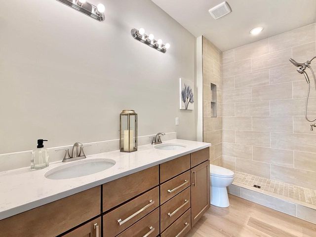 963 Journey Hills Road, Milton, WI 53563