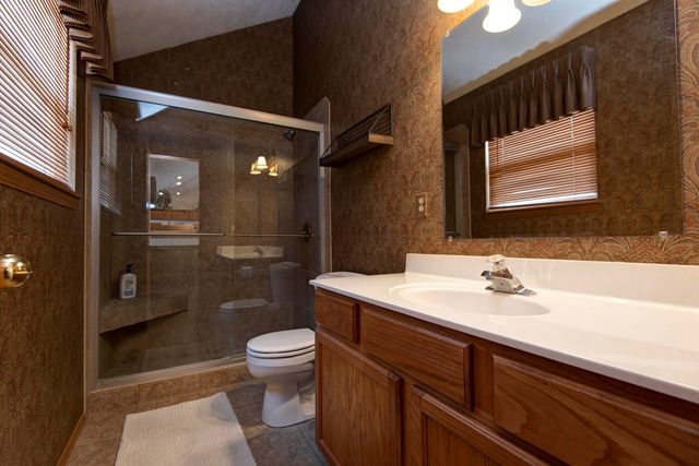 164 Belgian Road, Branson West, MO 65737